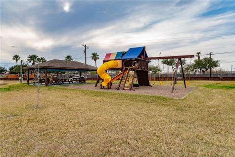 2080 Isabella Drive Kingsville TX 78363