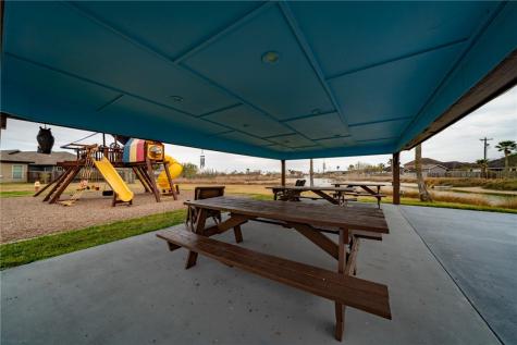 2080 Isabella Drive Kingsville TX 78363