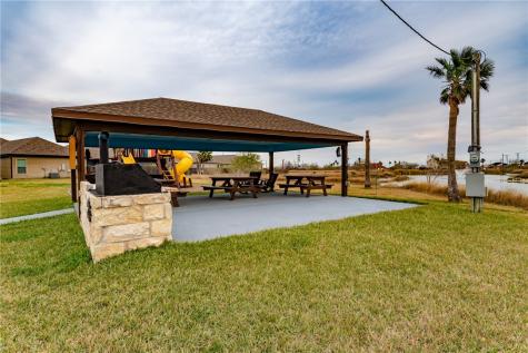 2080 Isabella Drive Kingsville TX 78363