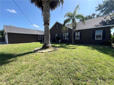 609 E Crockett Street Falfurrias TX 78355