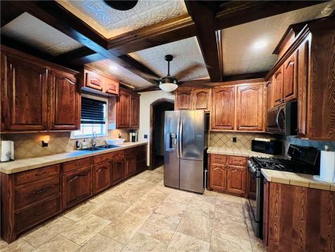 609 E Crockett Street Falfurrias TX 78355
