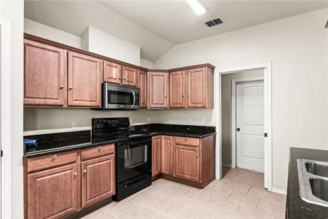 6726 Earnhart Corpus Christi TX 78414