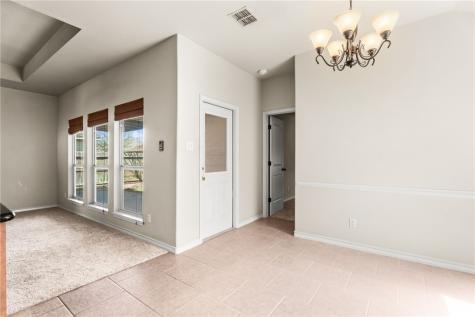 6726 Earnhart Corpus Christi TX 78414