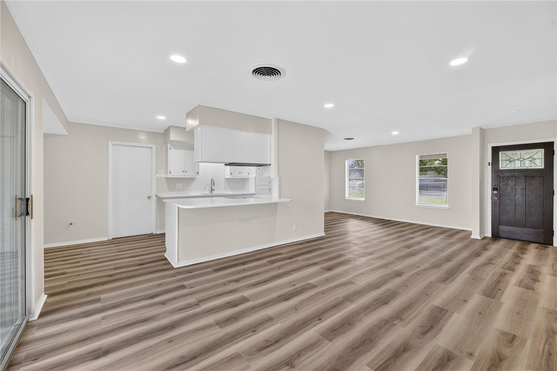 3901 Leonard Drive Corpus Christi TX 78410