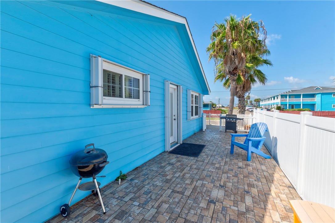 403 Spencers Landing Port Aransas TX 78373