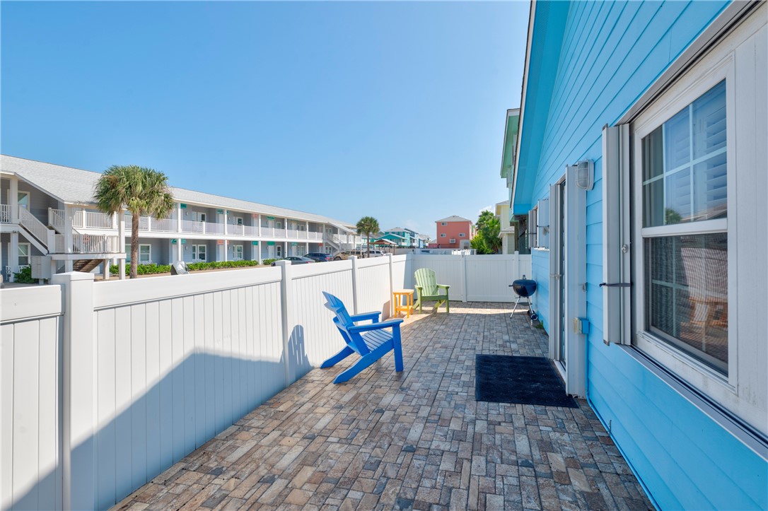 403 Spencers Landing Port Aransas TX 78373