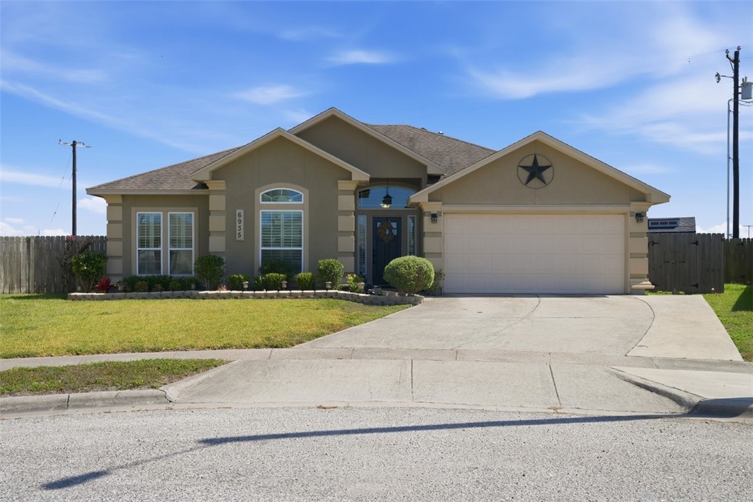 6935 Eckner Drive Corpus Christi TX 78414