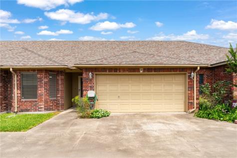2839 Mckinzie 10 Corpus Christi TX 78410