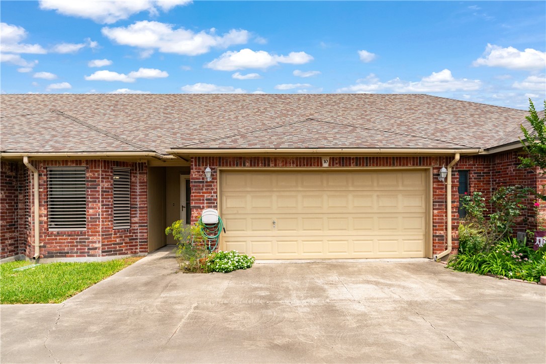 2839 Mckinzie 10 Corpus Christi TX 78410