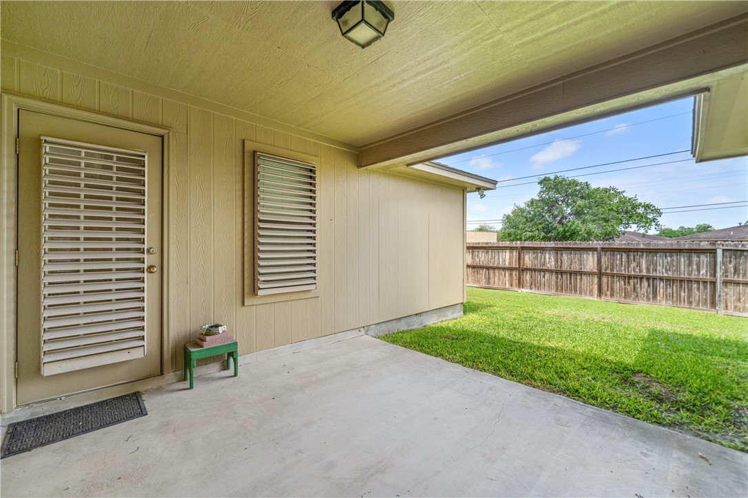 2839 Mckinzie 10 Corpus Christi TX 78410