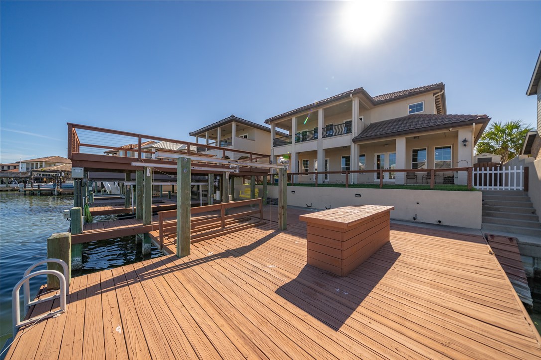 13810 Captains Row Corpus Christi TX 78418