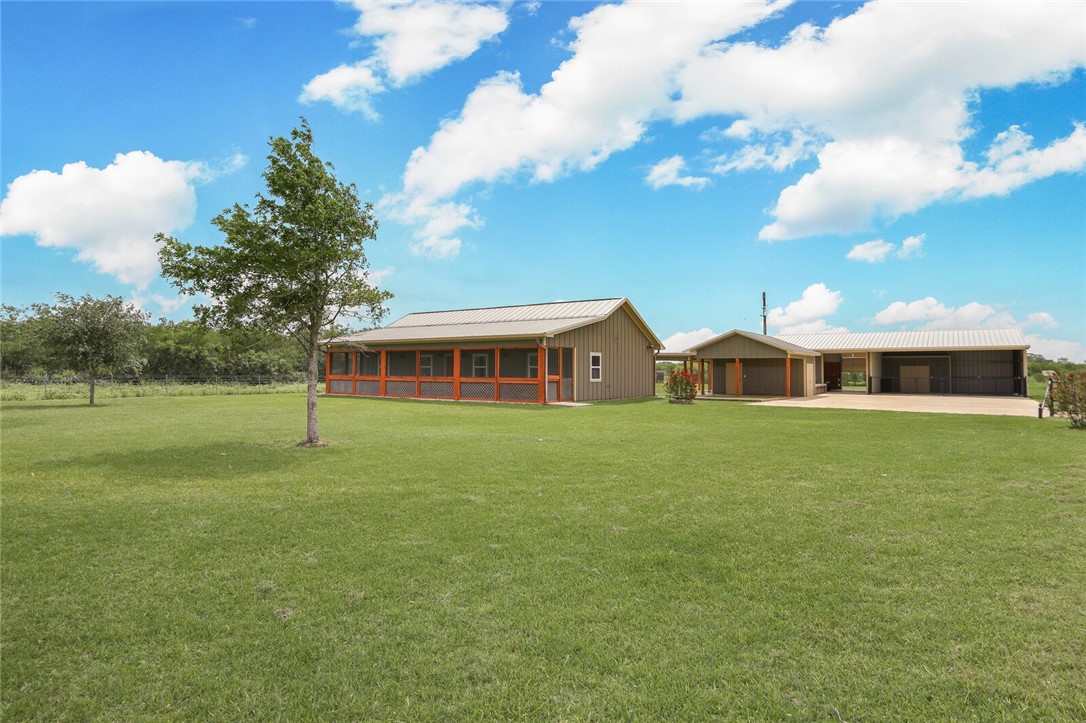 891 Hopkinsville Road Cuero TX 77954