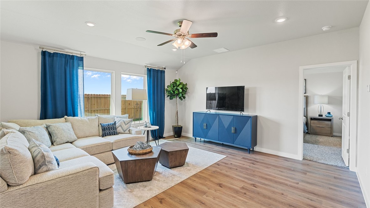 9562 Swedish Oak Drive Corpus Christi TX 78410