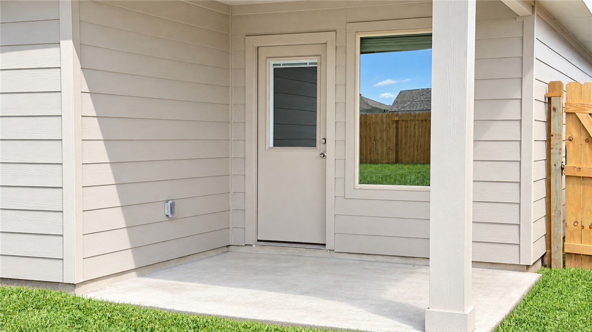 9562 Swedish Oak Drive Corpus Christi TX 78410