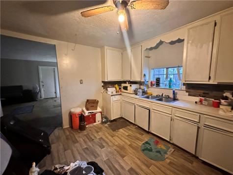 525 Eubanks Street Houston TX 77022