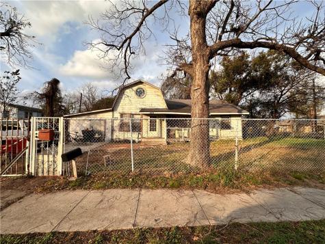 525 Eubanks Street Houston TX 77022