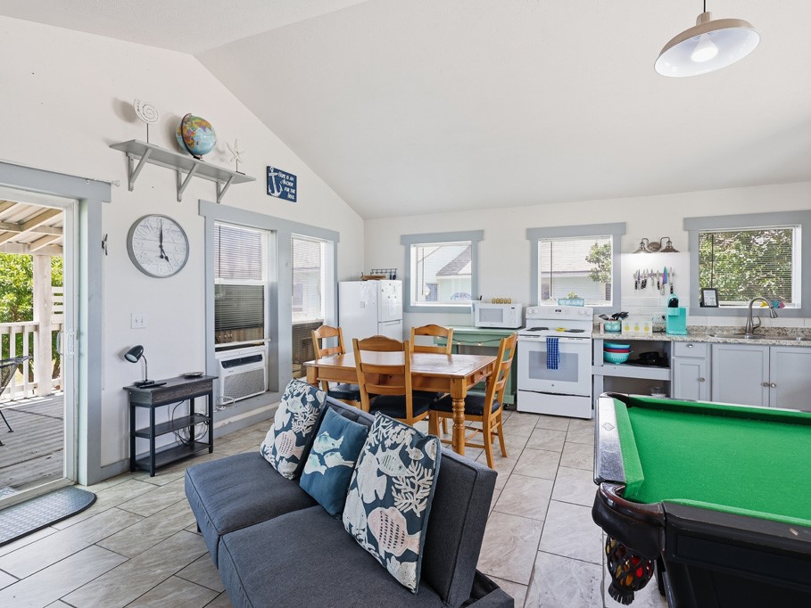 126 Canvasback Rockport TX 78382