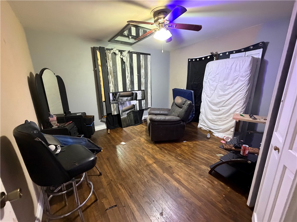 1337 Cambridge Drive Corpus Christi TX 78415