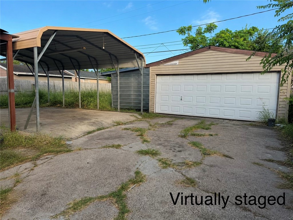1337 Cambridge Drive Corpus Christi TX 78415