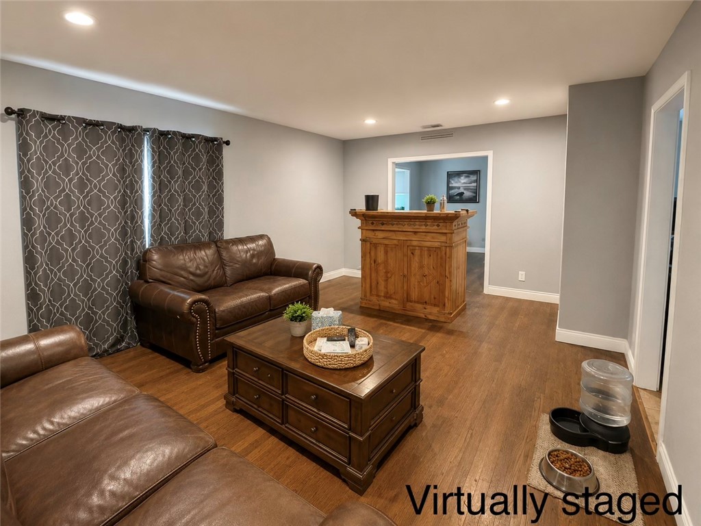 1337 Cambridge Drive Corpus Christi TX 78415