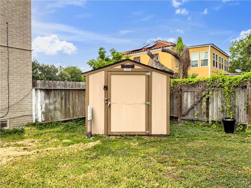 243 Indiana Avenue Corpus Christi TX 78404