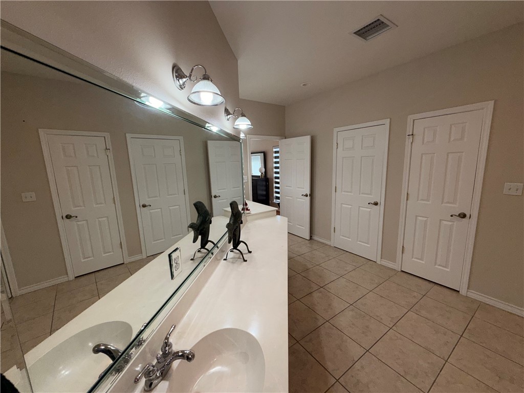 15806 Lindo Corpus Christi TX 78418