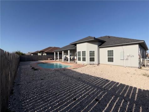 15806 Lindo Corpus Christi TX 78418