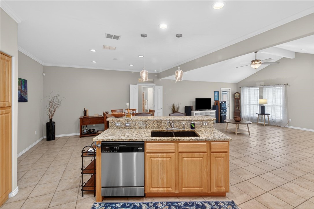 5642 Lipes Boulevard 21 Corpus Christi TX 78414