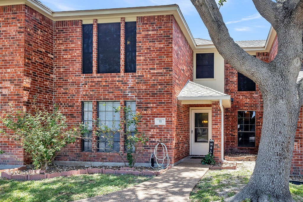 4022 Wood River 5b Corpus Christi TX 78410