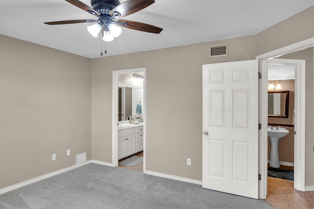 4022 Wood River 5b Corpus Christi TX 78410