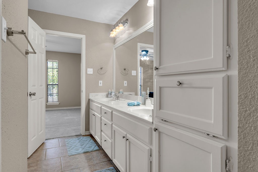 4022 Wood River 5b Corpus Christi TX 78410