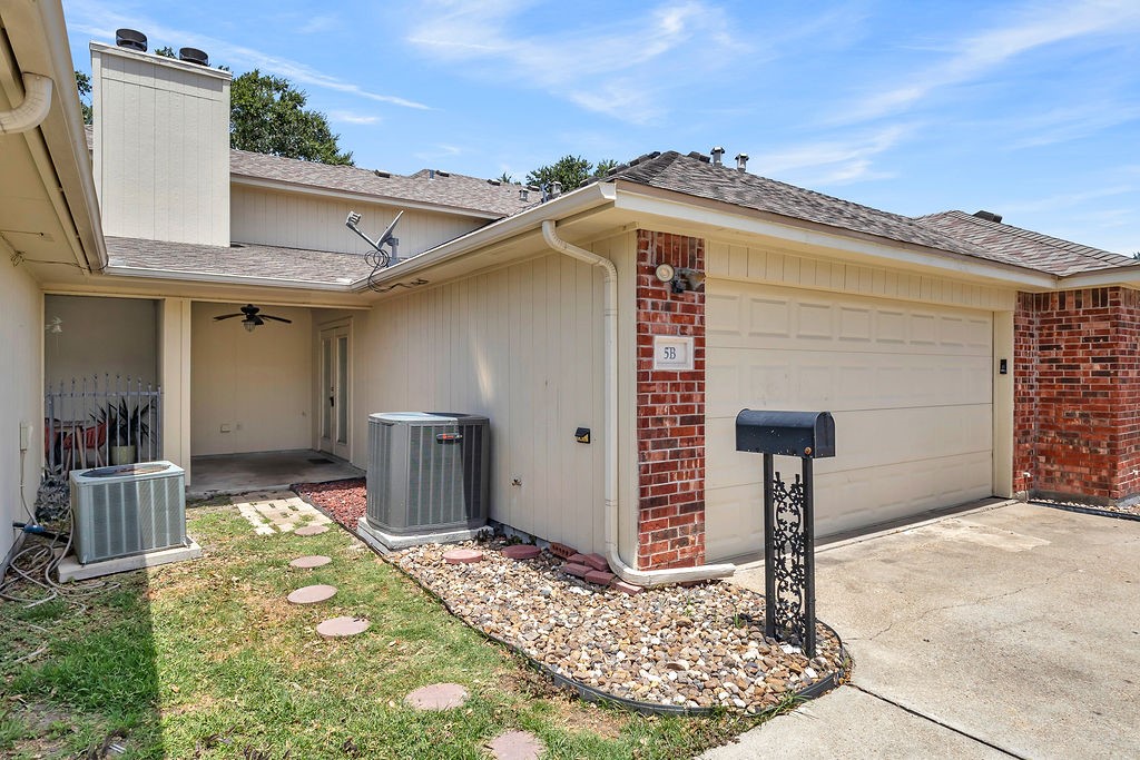 4022 Wood River 5b Corpus Christi TX 78410