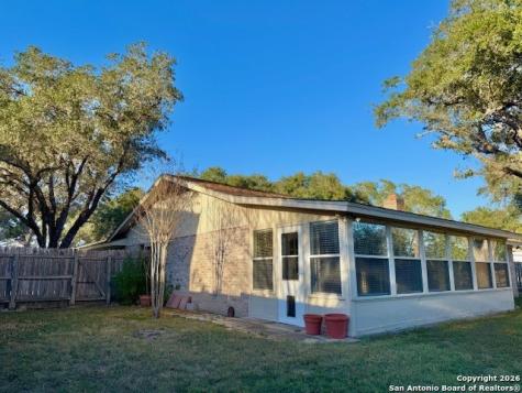 1104 Newhall Street Beeville TX 78102