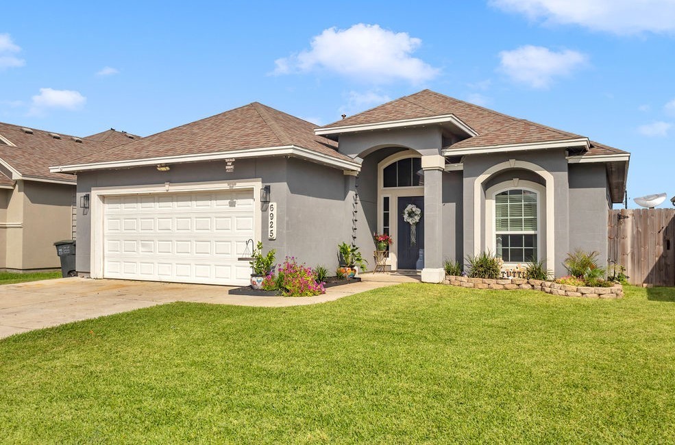 6925 South Wind Drive Corpus Christi TX 78413