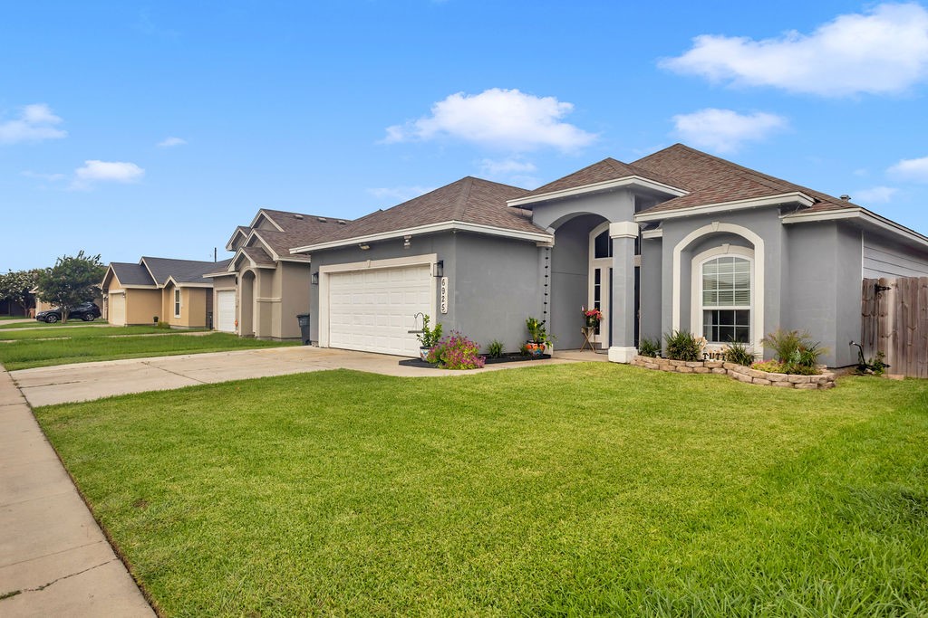 6925 South Wind Drive Corpus Christi TX 78413