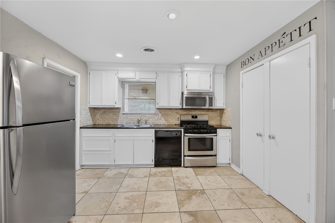 322 Waverly Drive Corpus Christi TX 78412