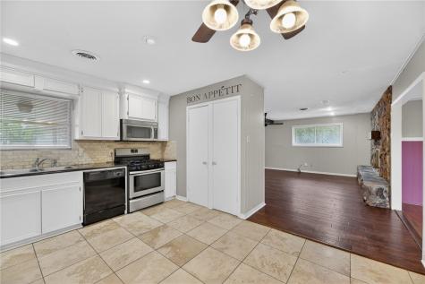 322 Waverly Drive Corpus Christi TX 78412