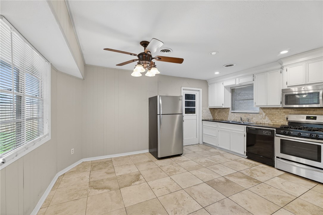 322 Waverly Drive Corpus Christi TX 78412
