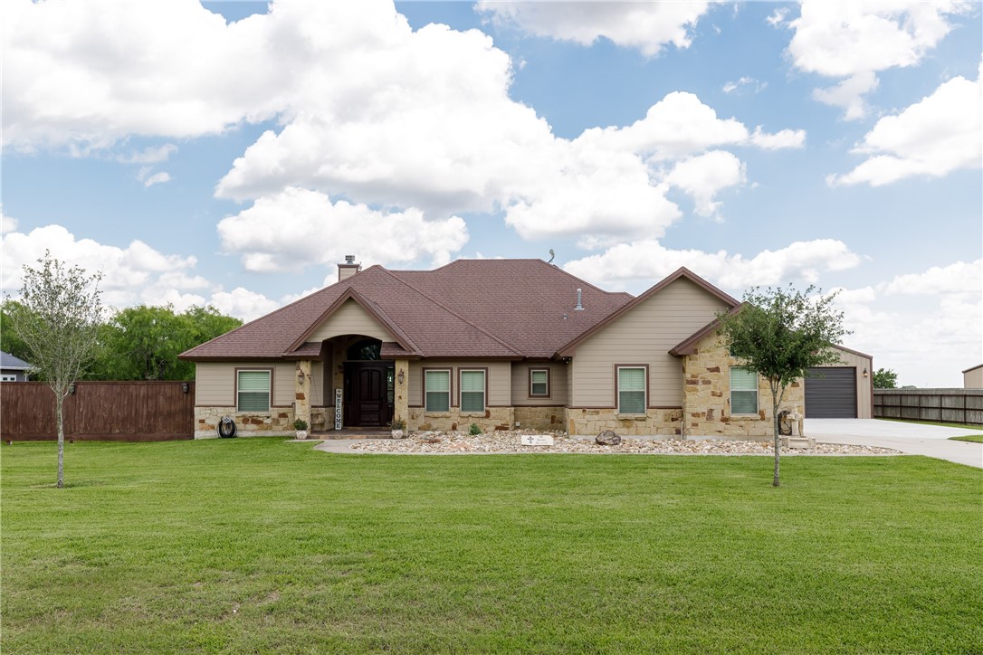5524 Lonesome Dove Robstown TX 78380