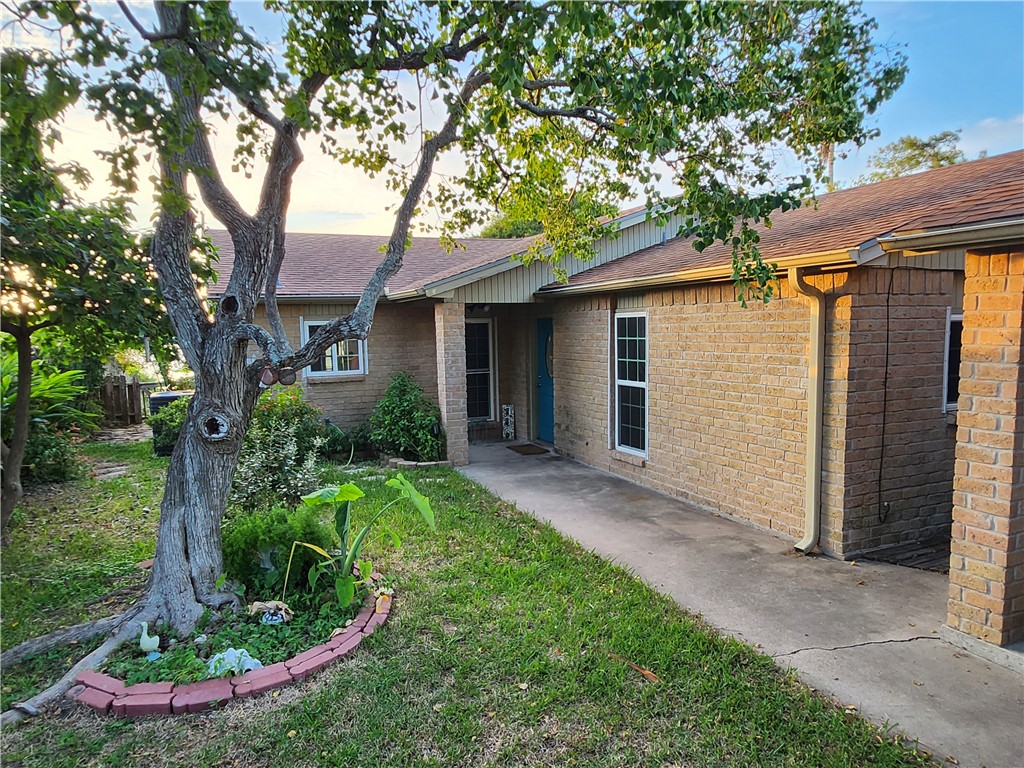 738 Oriole Street Corpus Christi TX 78418
