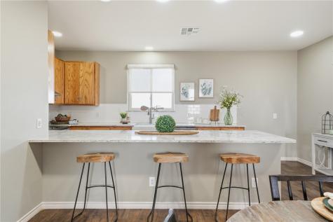 4642 Lackey Portland TX 78374