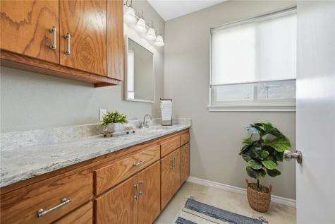 4642 Lackey Portland TX 78374