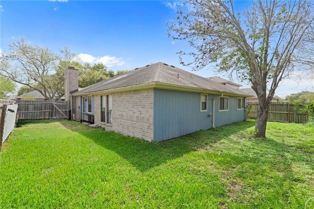 7037 Sun Wood Drive Corpus Christi TX 78413