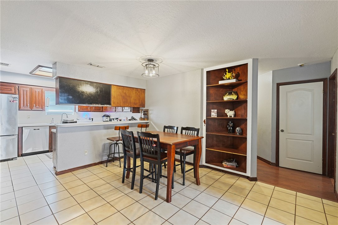 7037 Sun Wood Drive Corpus Christi TX 78413