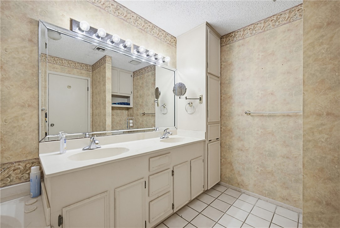3105 Vicksburg Street Corpus Christi TX 78410