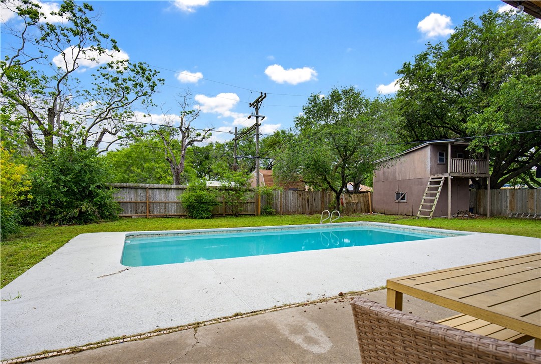 3105 Vicksburg Street Corpus Christi TX 78410