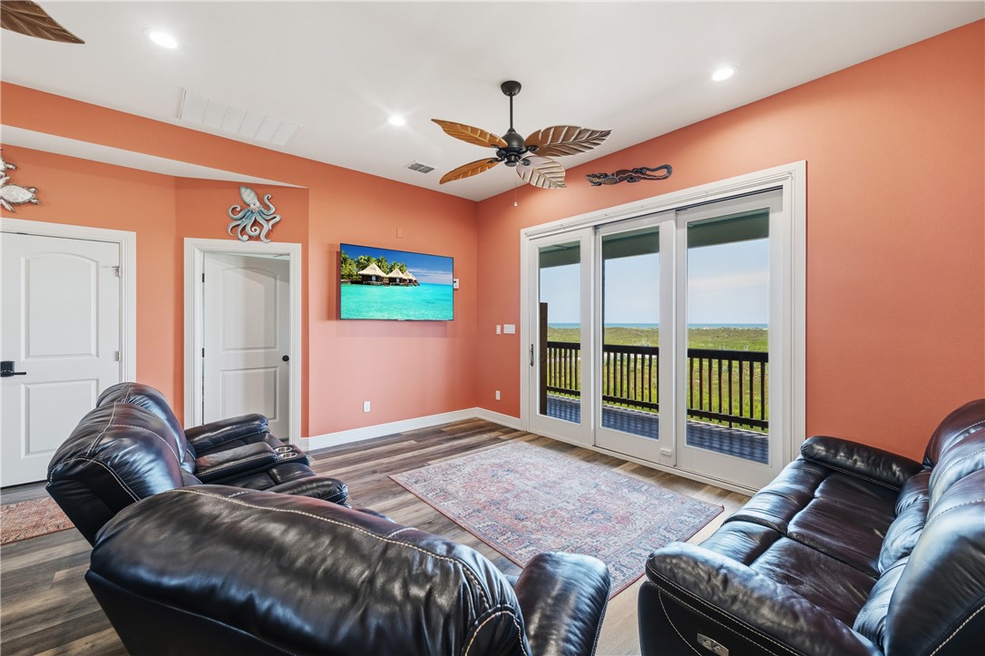 149 Breezy Court Port Aransas TX 78373