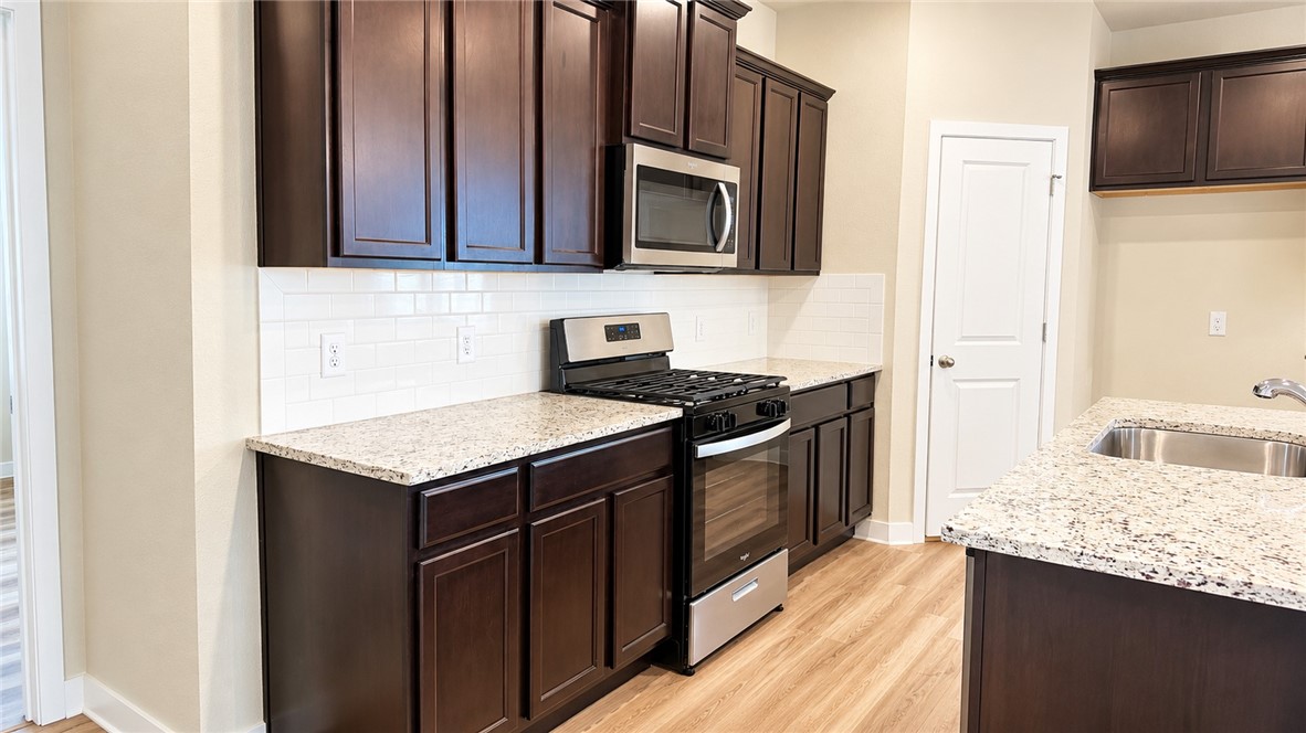 9561 Swedish Oak Drive Corpus Christi TX 78410