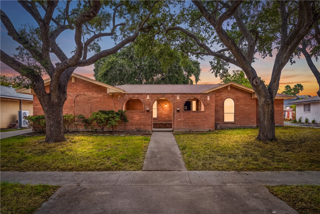 6322 Boca Raton Drive Corpus Christi TX 78413