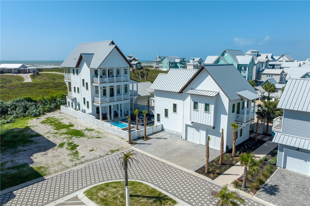 165 Triton Port Aransas TX 78373
